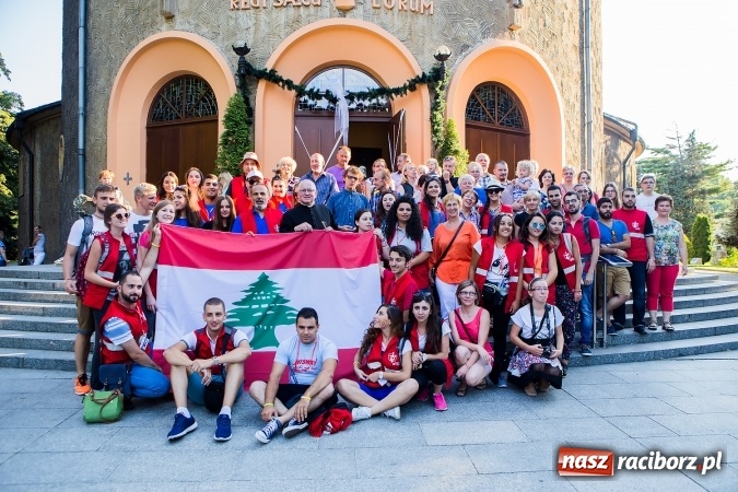 Zdjęcie w galerii na portalu naszraciborz.pl: ŚDM: Droga Krzyżowa przeszła ulicami miasta wiadomości z regionu