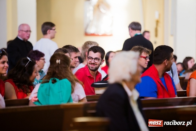 Zdjęcie w galerii na portalu naszraciborz.pl: ŚDM: Droga Krzyżowa przeszła ulicami miasta wiadomości z regionu