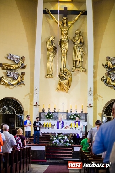 Zdjęcie w galerii na portalu naszraciborz.pl: ŚDM: Droga Krzyżowa przeszła ulicami miasta wiadomości z regionu