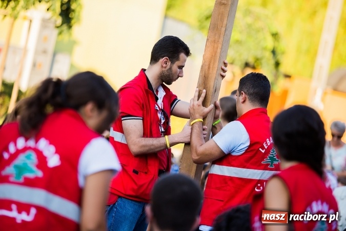 Zdjęcie w galerii na portalu naszraciborz.pl: ŚDM: Droga Krzyżowa przeszła ulicami miasta wiadomości z regionu