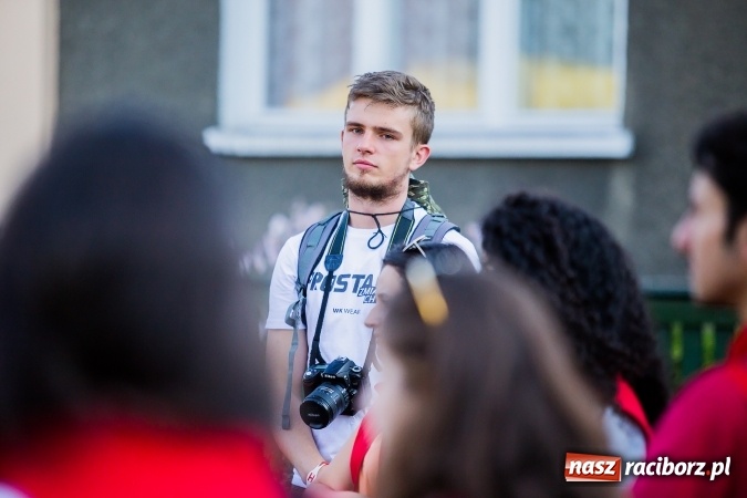 Zdjęcie w galerii na portalu naszraciborz.pl: ŚDM: Droga Krzyżowa przeszła ulicami miasta wiadomości z regionu