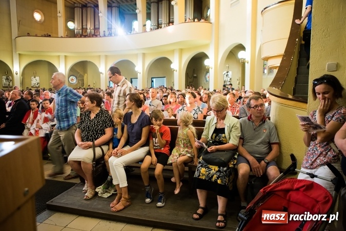 Zdjęcie w galerii na portalu naszraciborz.pl: ŚDM: Droga Krzyżowa przeszła ulicami miasta wiadomości z regionu
