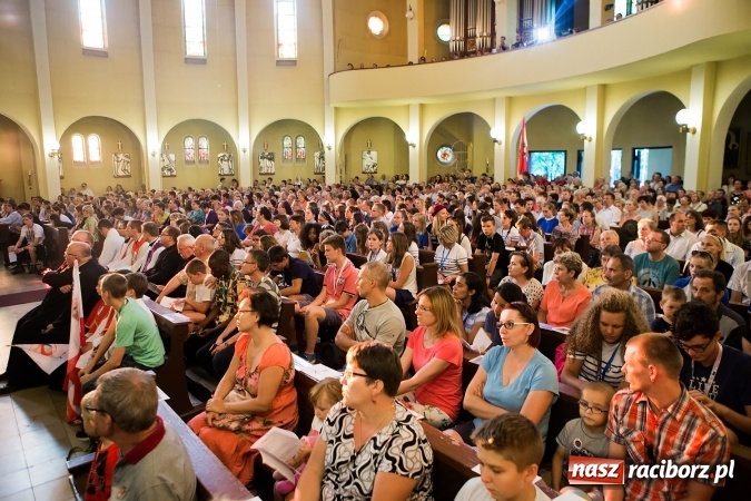 Zdjęcie w galerii na portalu naszraciborz.pl: ŚDM: Droga Krzyżowa przeszła ulicami miasta wiadomości z regionu