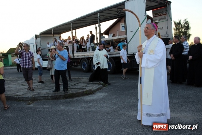 Zdjęcie w galerii na portalu naszraciborz.pl: Światowe Dni Młodzieży. Droga świata w Pogrzebieniu  wiadomości z regionu