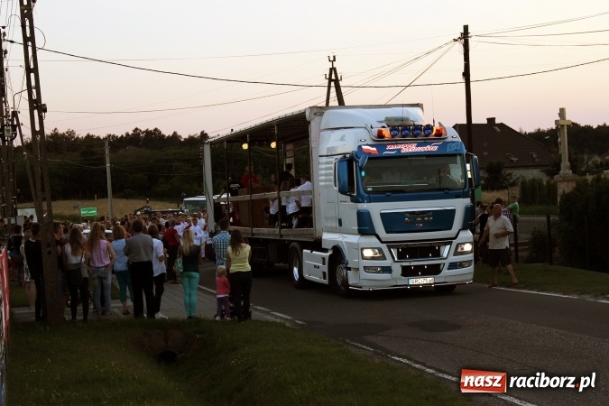 Zdjęcie w galerii na portalu naszraciborz.pl: Światowe Dni Młodzieży. Droga świata w Pogrzebieniu  wiadomości z regionu