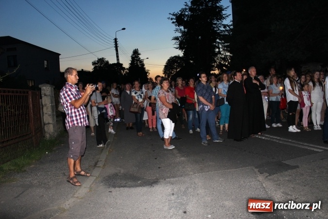 Zdjęcie w galerii na portalu naszraciborz.pl: Światowe Dni Młodzieży. Droga świata w Pogrzebieniu  wiadomości z regionu