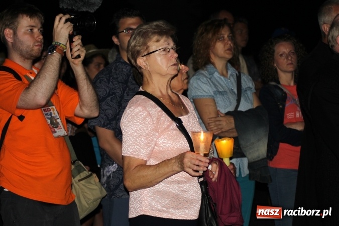 Zdjęcie w galerii na portalu naszraciborz.pl: Światowe Dni Młodzieży. Droga świata w Pogrzebieniu  wiadomości z regionu