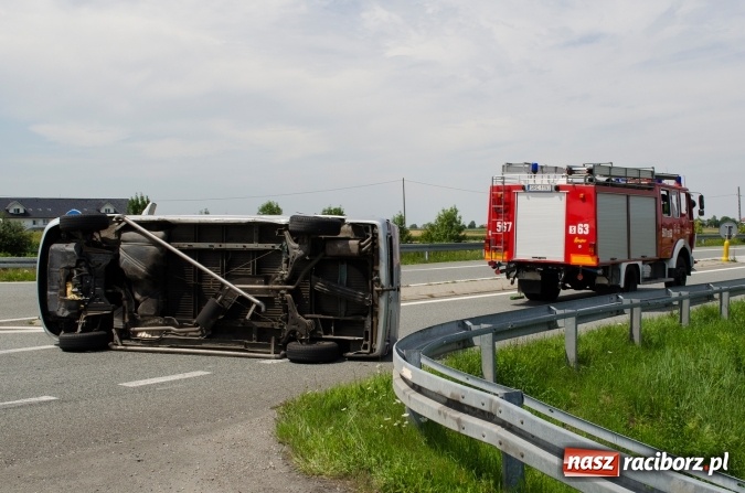 Zdjęcie w galerii na portalu naszraciborz.pl: 21-latek z Wodzisławia doprowadził do zderzenia w Zabełkowie wiadomości z regionu