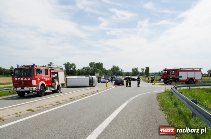 Zdjęcie w galerii na portalu naszraciborz.pl: 21-latek z Wodzisławia doprowadził do zderzenia w Zabełkowie wiadomości z regionu
