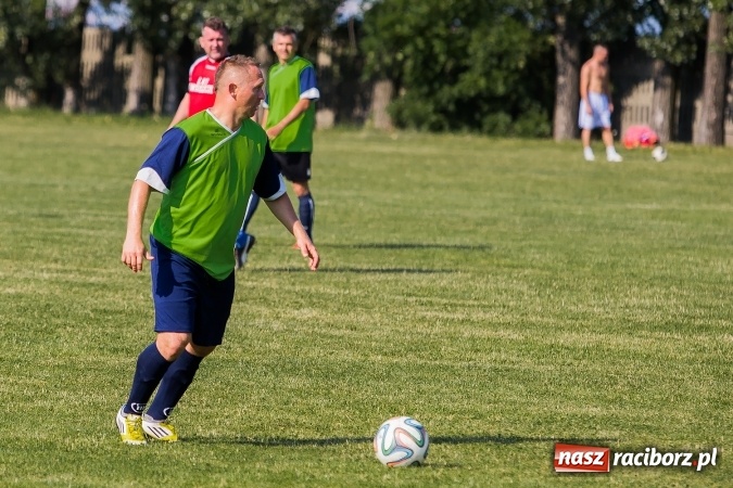 Zdjęcie w galerii na portalu naszraciborz.pl: Turniej oldbojów w Owsiszczach: Krzyżanowice z Pucharem Wójta wiadomości z regionu
