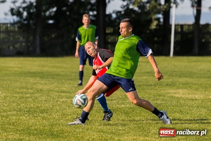 Zdjęcie w galerii na portalu naszraciborz.pl: Turniej oldbojów w Owsiszczach: Krzyżanowice z Pucharem Wójta wiadomości z regionu
