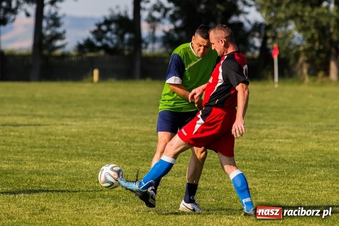 Zdjęcie w galerii na portalu naszraciborz.pl: Turniej oldbojów w Owsiszczach: Krzyżanowice z Pucharem Wójta wiadomości z regionu