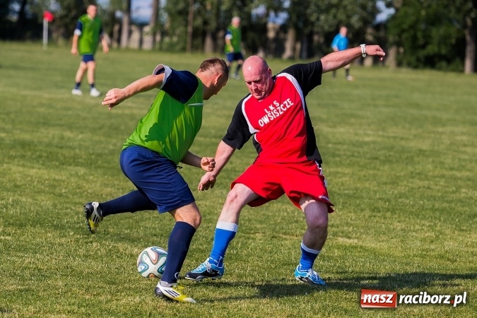 Zdjęcie w galerii na portalu naszraciborz.pl: Turniej oldbojów w Owsiszczach: Krzyżanowice z Pucharem Wójta wiadomości z regionu
