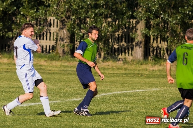 Zdjęcie w galerii na portalu naszraciborz.pl: Turniej oldbojów w Owsiszczach: Krzyżanowice z Pucharem Wójta wiadomości z regionu
