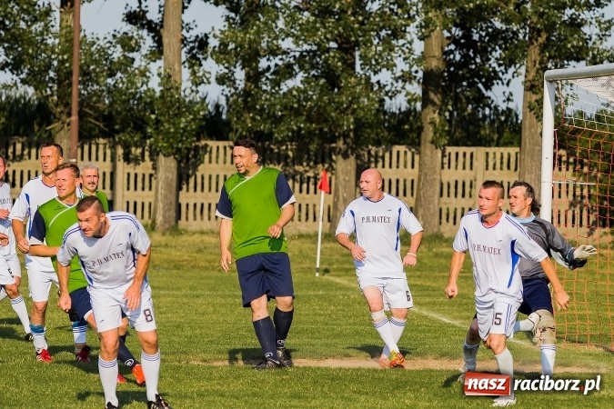 Zdjęcie w galerii na portalu naszraciborz.pl: Turniej oldbojów w Owsiszczach: Krzyżanowice z Pucharem Wójta wiadomości z regionu