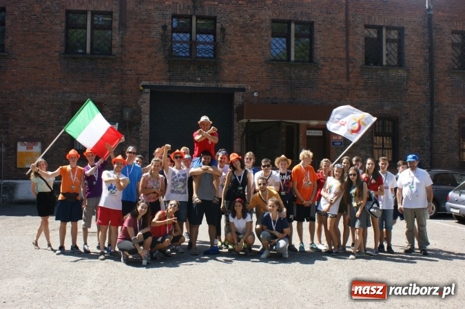 Zdjęcie w galerii na portalu naszraciborz.pl: Samborowice sercem z pielgrzymami z Włoch wiadomości z regionu