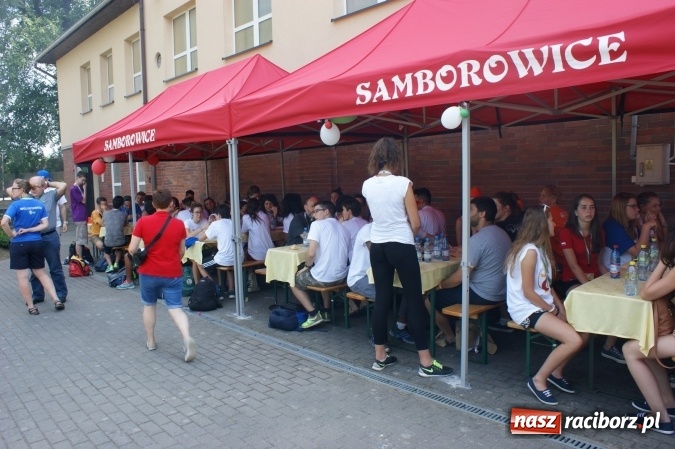 Zdjęcie w galerii na portalu naszraciborz.pl: Samborowice sercem z pielgrzymami z Włoch wiadomości z regionu