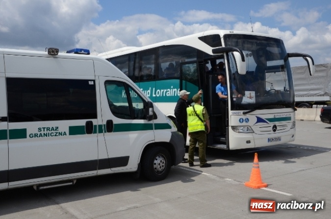 Zdjęcie w galerii na portalu naszraciborz.pl: Śląscy pogranicznicy odprawili trzy tysiące pielgrzymów  wiadomości z regionu