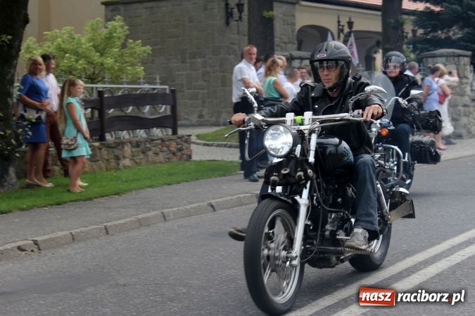 Zdjęcie w galerii na portalu naszraciborz.pl: Korowód motocyklowy w Pogrzebieniu wiadomości z regionu