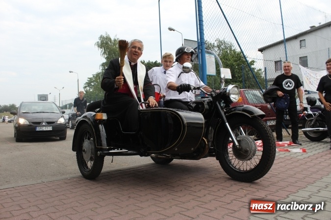 Zdjęcie w galerii na portalu naszraciborz.pl: Korowód motocyklowy w Pogrzebieniu wiadomości z regionu