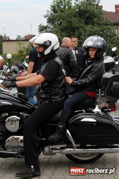 Zdjęcie w galerii na portalu naszraciborz.pl: Korowód motocyklowy w Pogrzebieniu wiadomości z regionu