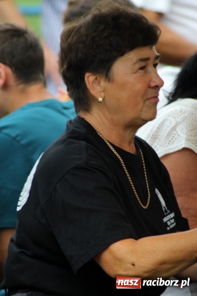 Zdjęcie w galerii na portalu naszraciborz.pl: Korowód motocyklowy w Pogrzebieniu wiadomości z regionu