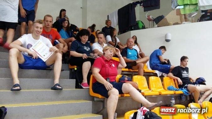 Zdjęcie w galerii na portalu naszraciborz.pl: Pływanie. Medale raciborzan na zakończenie sezonu wiadomości z regionu