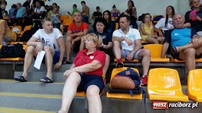 Zdjęcie w galerii na portalu naszraciborz.pl: Pływanie. Medale raciborzan na zakończenie sezonu wiadomości z regionu