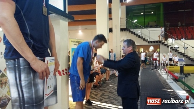 Zdjęcie w galerii na portalu naszraciborz.pl: Pływanie. Medale raciborzan na zakończenie sezonu wiadomości z regionu