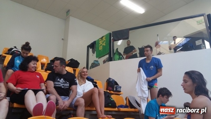 Zdjęcie w galerii na portalu naszraciborz.pl: Pływanie. Medale raciborzan na zakończenie sezonu wiadomości z regionu