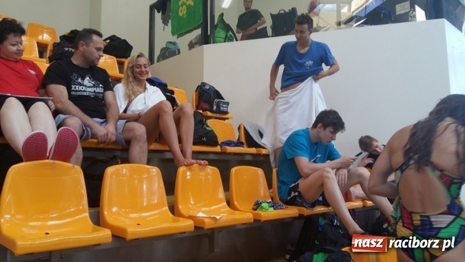 Zdjęcie w galerii na portalu naszraciborz.pl: Pływanie. Medale raciborzan na zakończenie sezonu wiadomości z regionu