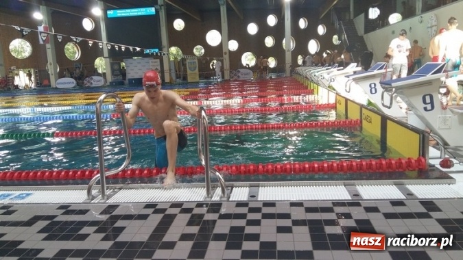 Zdjęcie w galerii na portalu naszraciborz.pl: Pływanie. Medale raciborzan na zakończenie sezonu wiadomości z regionu
