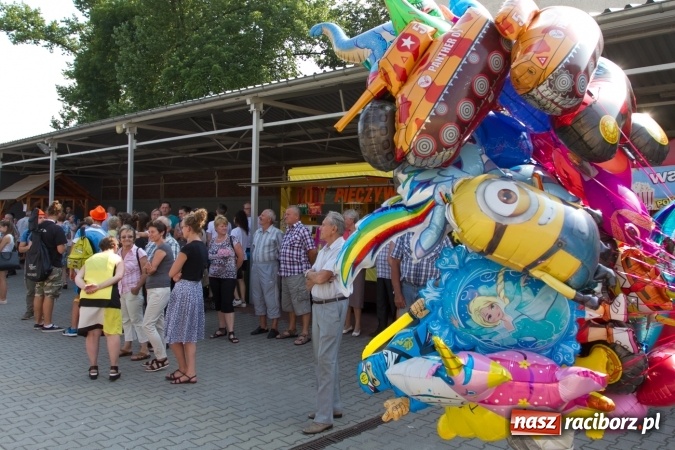 Zdjęcie w galerii na portalu naszraciborz.pl: Światowe Dni Młodzieży. Festyn rodzinny w Pietrowicach Wielkich wiadomości z regionu