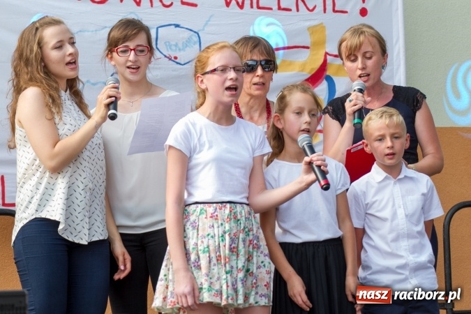 Zdjęcie w galerii na portalu naszraciborz.pl: Światowe Dni Młodzieży. Festyn rodzinny w Pietrowicach Wielkich wiadomości z regionu