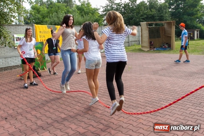 Zdjęcie w galerii na portalu naszraciborz.pl: Światowe Dni Młodzieży. Festyn rodzinny w Pietrowicach Wielkich wiadomości z regionu