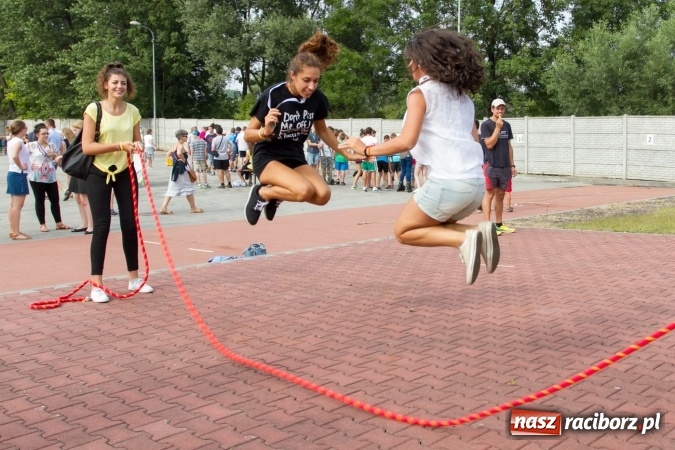 Zdjęcie w galerii na portalu naszraciborz.pl: Światowe Dni Młodzieży. Festyn rodzinny w Pietrowicach Wielkich wiadomości z regionu