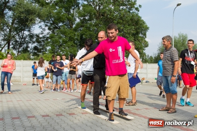 Zdjęcie w galerii na portalu naszraciborz.pl: Światowe Dni Młodzieży. Festyn rodzinny w Pietrowicach Wielkich wiadomości z regionu