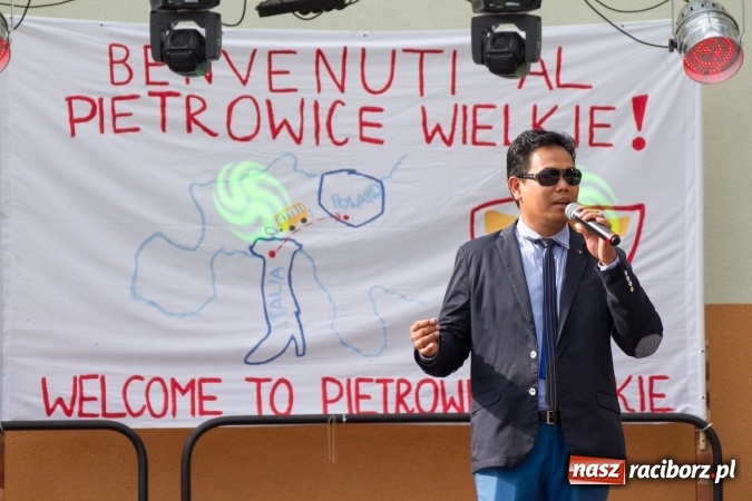 Zdjęcie w galerii na portalu naszraciborz.pl: Światowe Dni Młodzieży. Festyn rodzinny w Pietrowicach Wielkich wiadomości z regionu