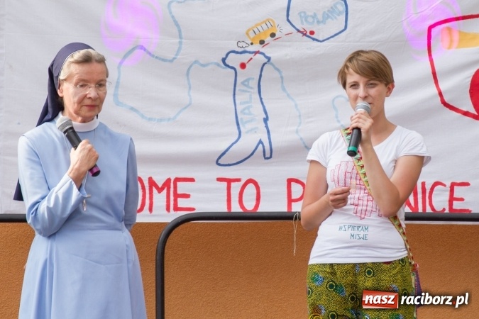 Zdjęcie w galerii na portalu naszraciborz.pl: Światowe Dni Młodzieży. Festyn rodzinny w Pietrowicach Wielkich wiadomości z regionu