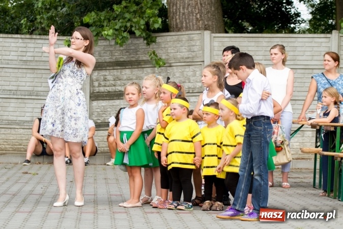 Zdjęcie w galerii na portalu naszraciborz.pl: Światowe Dni Młodzieży. Festyn rodzinny w Pietrowicach Wielkich wiadomości z regionu