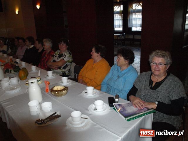 Zdjęcie w galerii na portalu naszraciborz.pl: Spotkanie kulinarne Przetwory z bani wiadomości z regionu