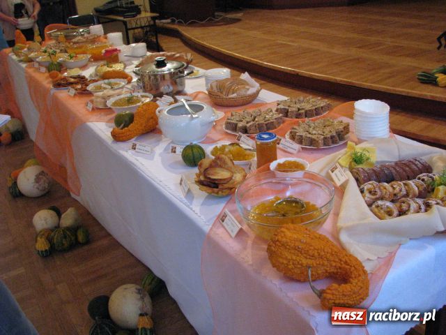 Zdjęcie w galerii na portalu naszraciborz.pl: Spotkanie kulinarne Przetwory z bani wiadomości z regionu