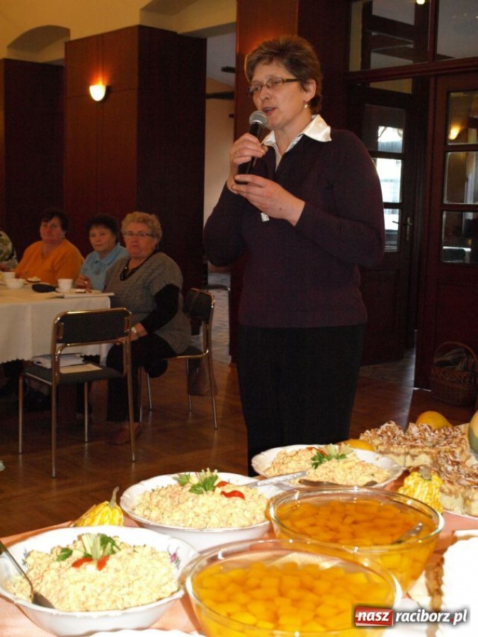 Zdjęcie w galerii na portalu naszraciborz.pl: Spotkanie kulinarne Przetwory z bani wiadomości z regionu