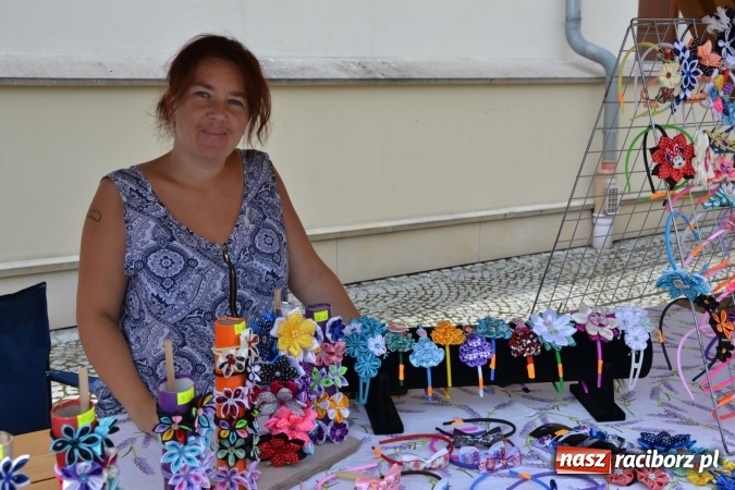 Zdjęcie w galerii na portalu naszraciborz.pl: Światowe Dni Młodzieży na Zamku Piastowskim w Raciborzu - koncertowały Armia Dzieci i Przecinek  wiadomości z regionu