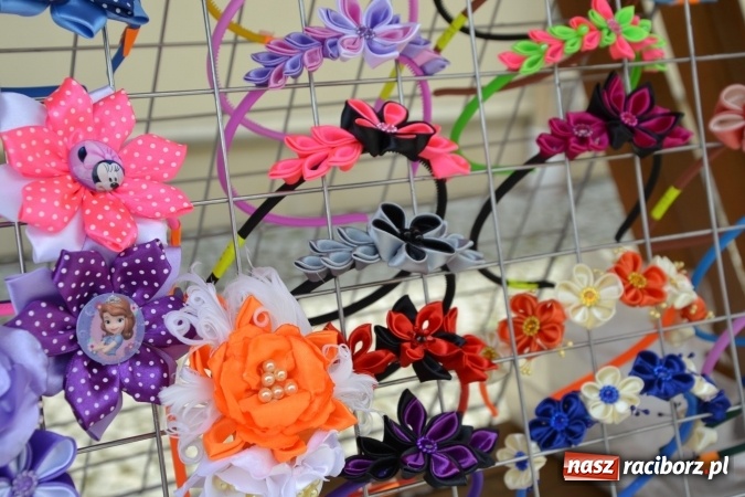 Zdjęcie w galerii na portalu naszraciborz.pl: Światowe Dni Młodzieży na Zamku Piastowskim w Raciborzu - koncertowały Armia Dzieci i Przecinek  wiadomości z regionu