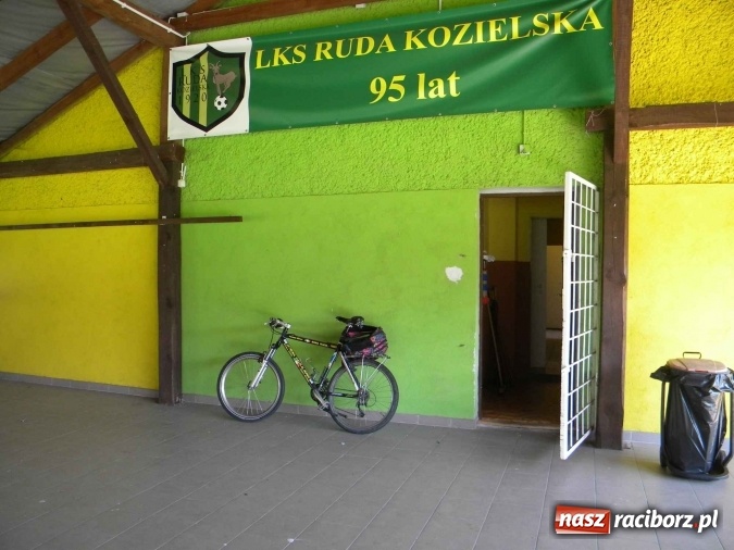 Zdjęcie w galerii na portalu naszraciborz.pl: Rowerem przez świat - River Strzelecki w Rudzie Kozielskiej wiadomości z regionu