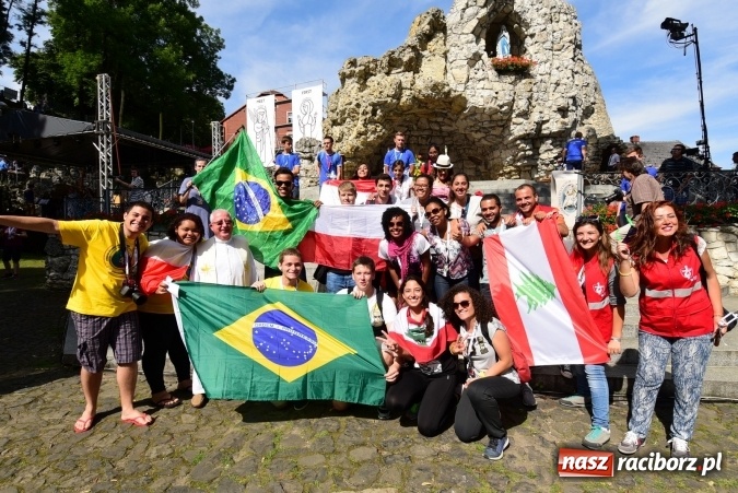 Zdjęcie w galerii na portalu naszraciborz.pl: Dzień Wspólnoty na Górze Św. Anny i spotkanie w Opolu wiadomości z regionu