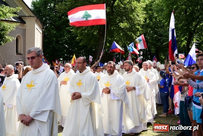 Zdjęcie w galerii na portalu naszraciborz.pl: Dzień Wspólnoty na Górze Św. Anny i spotkanie w Opolu wiadomości z regionu
