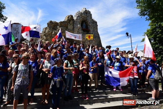 Zdjęcie w galerii na portalu naszraciborz.pl: Dzień Wspólnoty na Górze Św. Anny i spotkanie w Opolu wiadomości z regionu