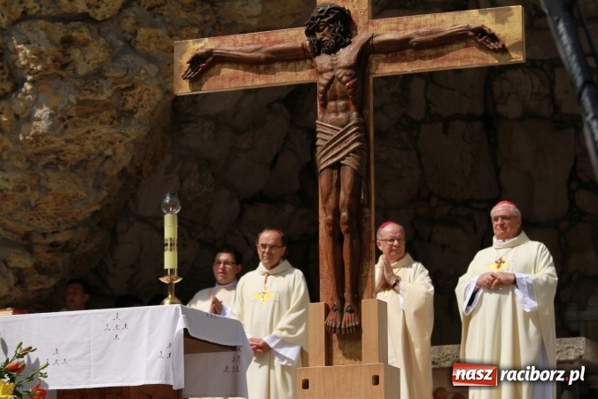 Zdjęcie w galerii na portalu naszraciborz.pl: Dzień Wspólnoty na Górze Św. Anny i spotkanie w Opolu wiadomości z regionu